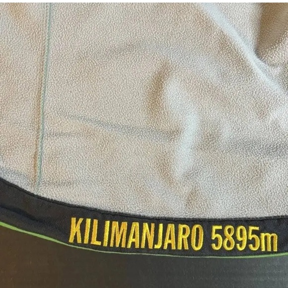 Limited Edition North Face Kilimanjaro Apex Jacket - Picture 3 of 9